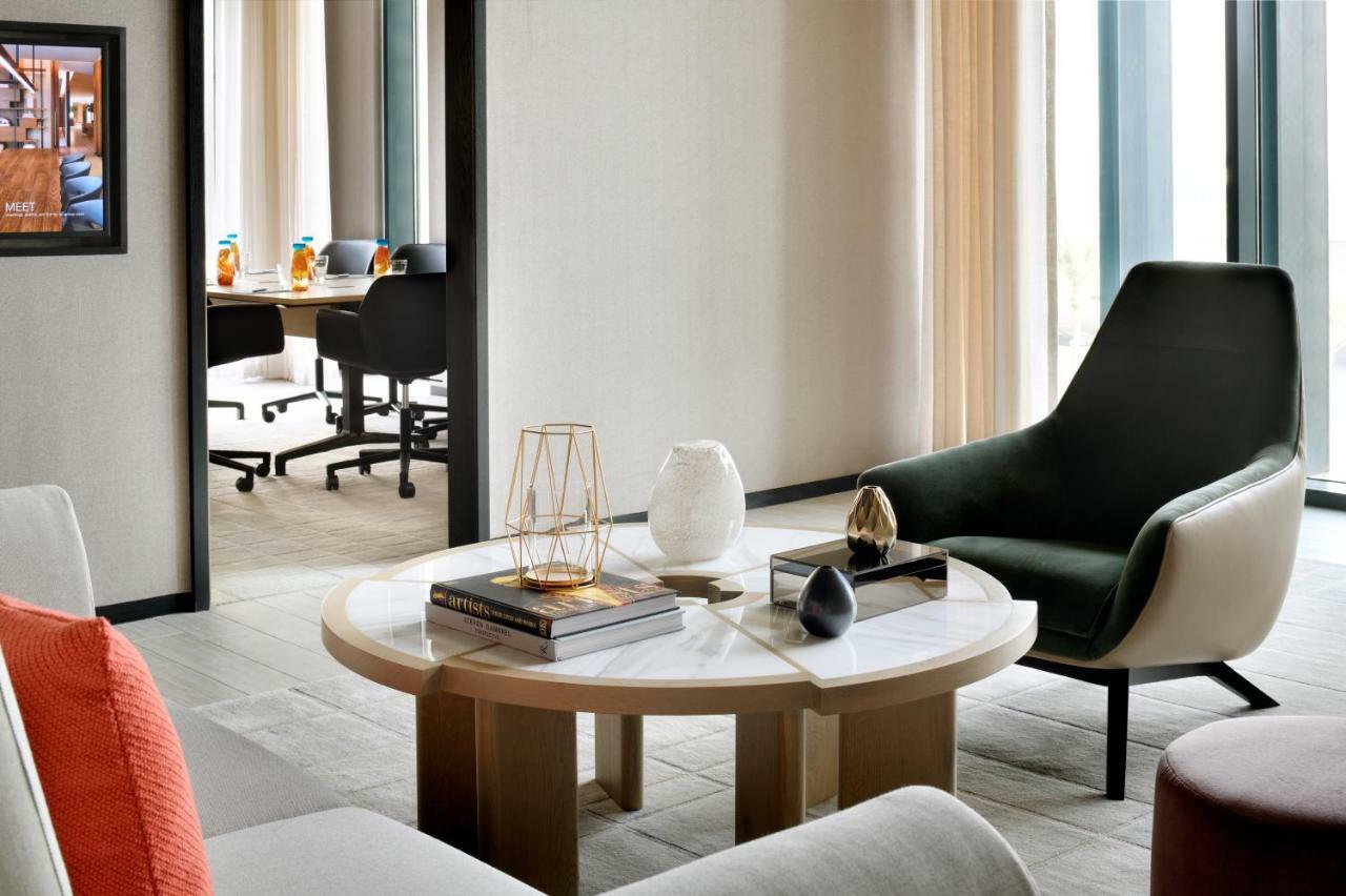 Vida Emirates Hills Hotell Dubai Eksteriør bilde